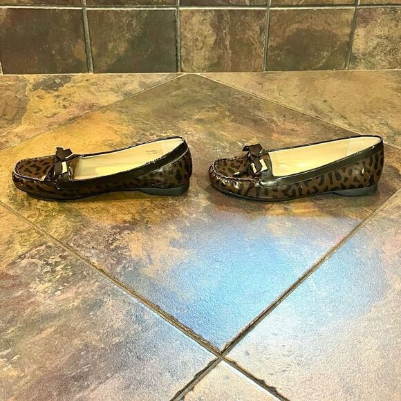 Ellen Tracy Wanda Leopard Animal Print Slip-on 5.5 - Picture 4 of 16